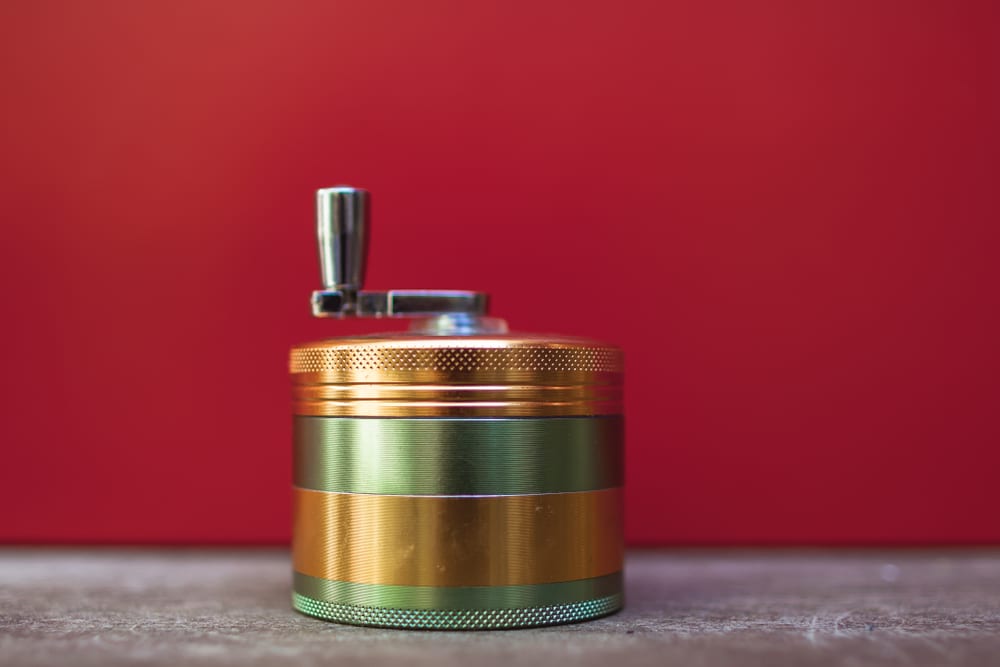 Electric Marijuana Grinders Make Grinding Weed Easier Leafbuyer