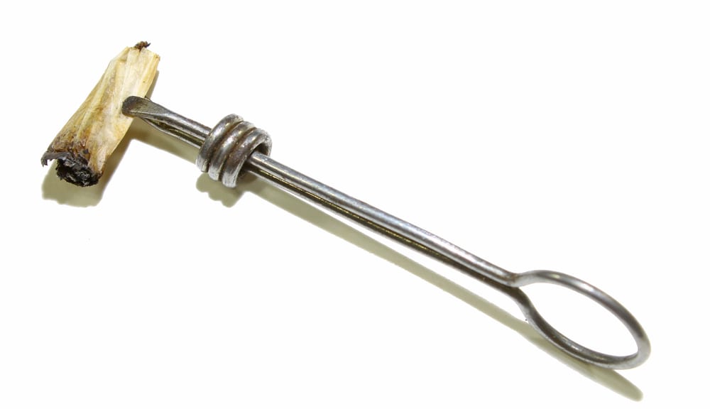 Stoner Dictionary - Roach Clip