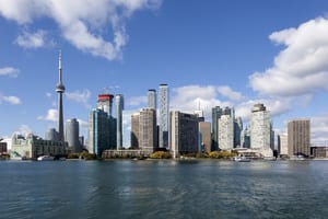 image of ontario skyline with water in front