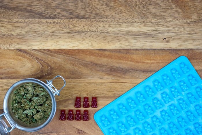 How to Make Weed Gummies (Recipe)