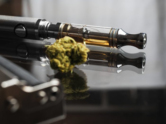 What Does the Law Say About Cannabis Vaporizers in Canada | Leafbuyer